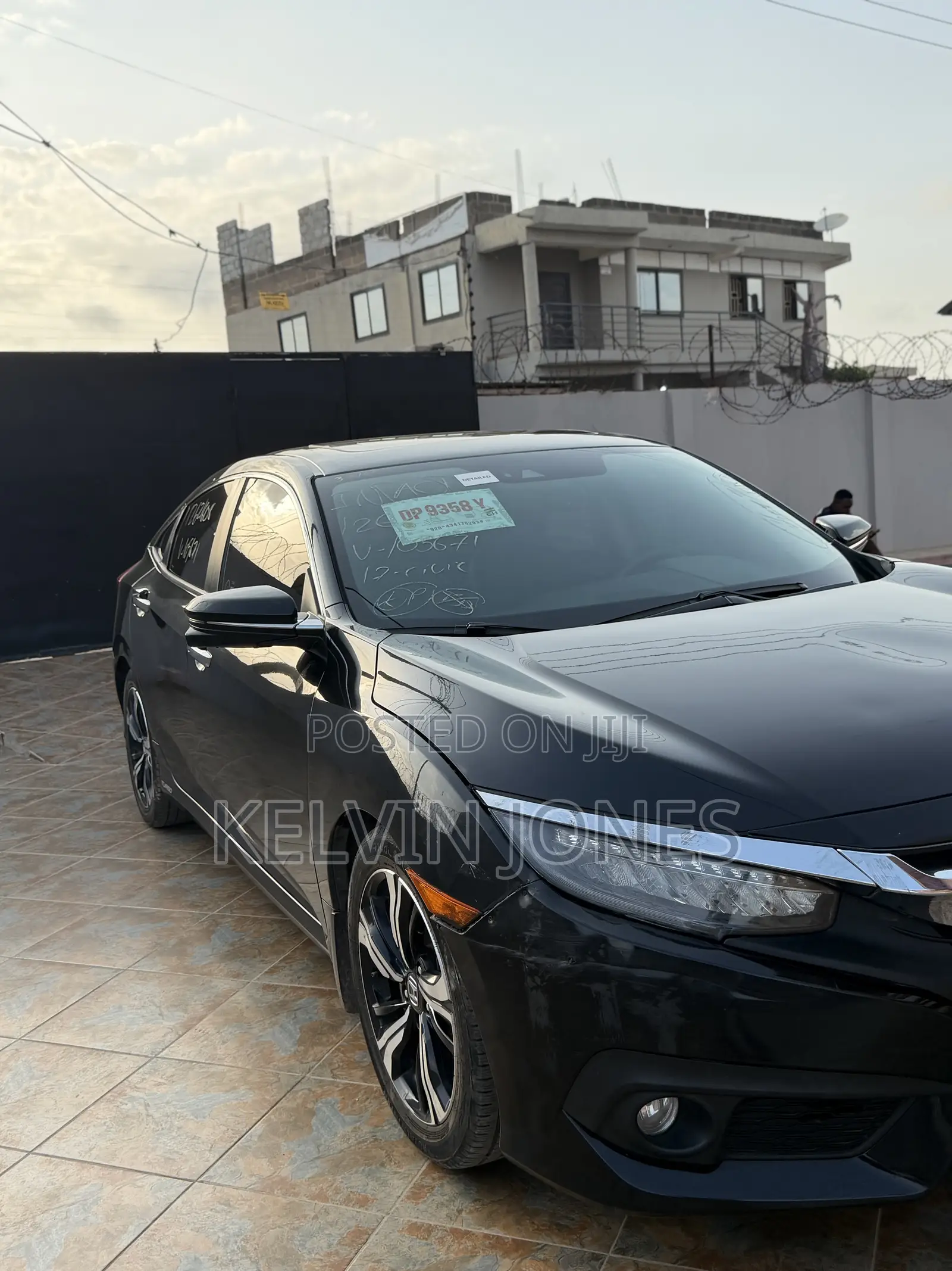 Honda Civic Touring 4dr Sedan (1.5L 4cyl) 2017 Black