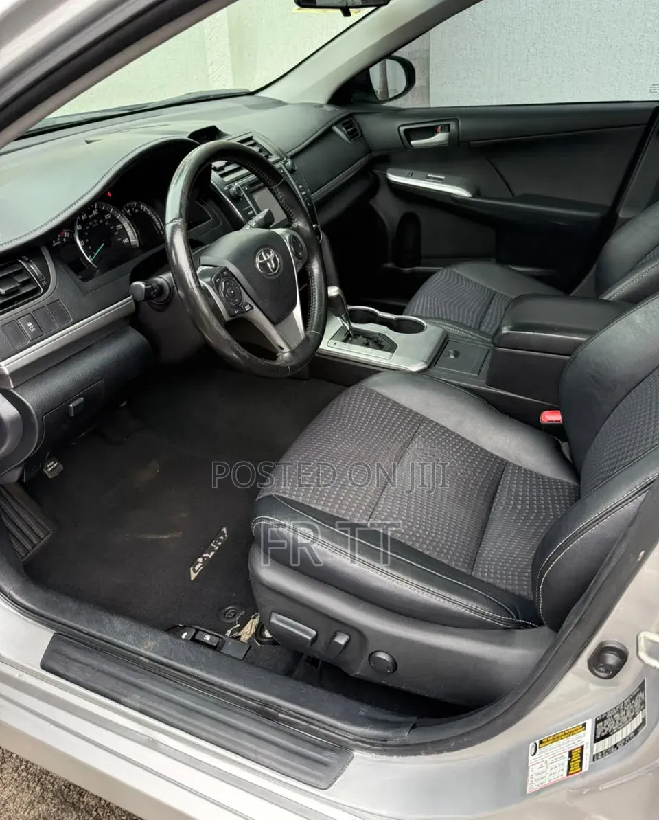 Toyota Camry 2014 Silver
