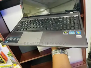Laptop Lenovo IdeaPad Z580 8GB Intel Core i5 SSD 128GB