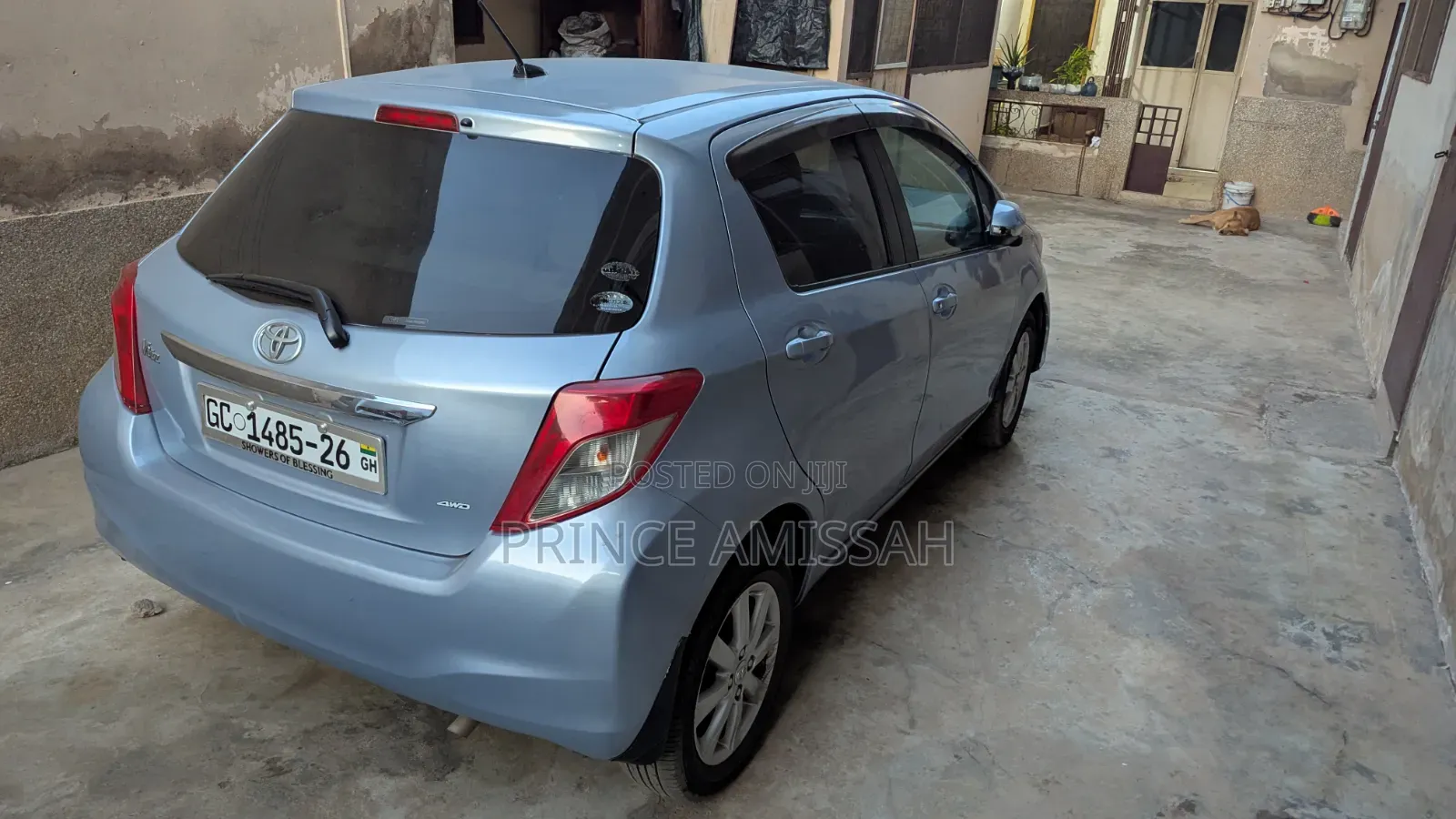 Toyota Vitz 1.3 FWD 3dr 2013