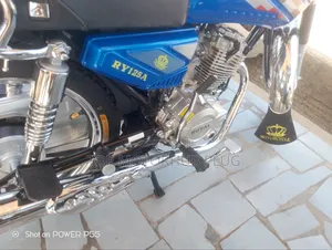 New Royal RY125 2026 Blue