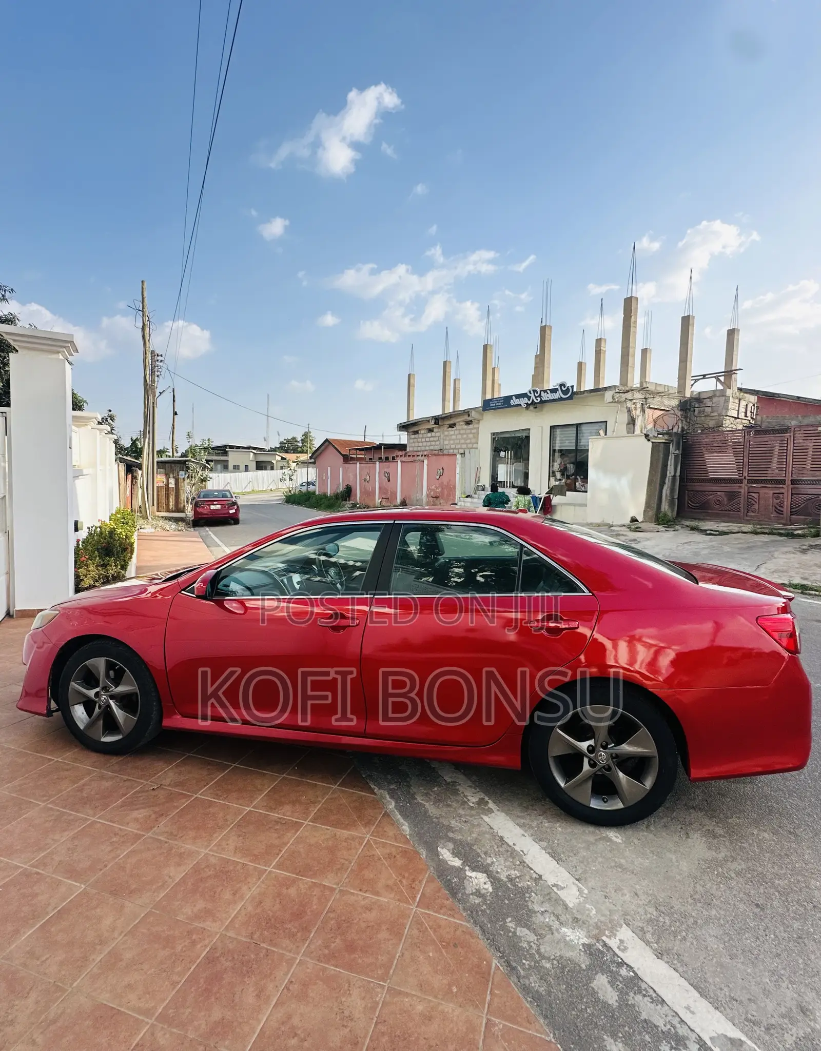 Toyota Camry SE 4dr Sedan w/Prod. End 11/13 (2.5L 4cyl 6A) 2014 Red