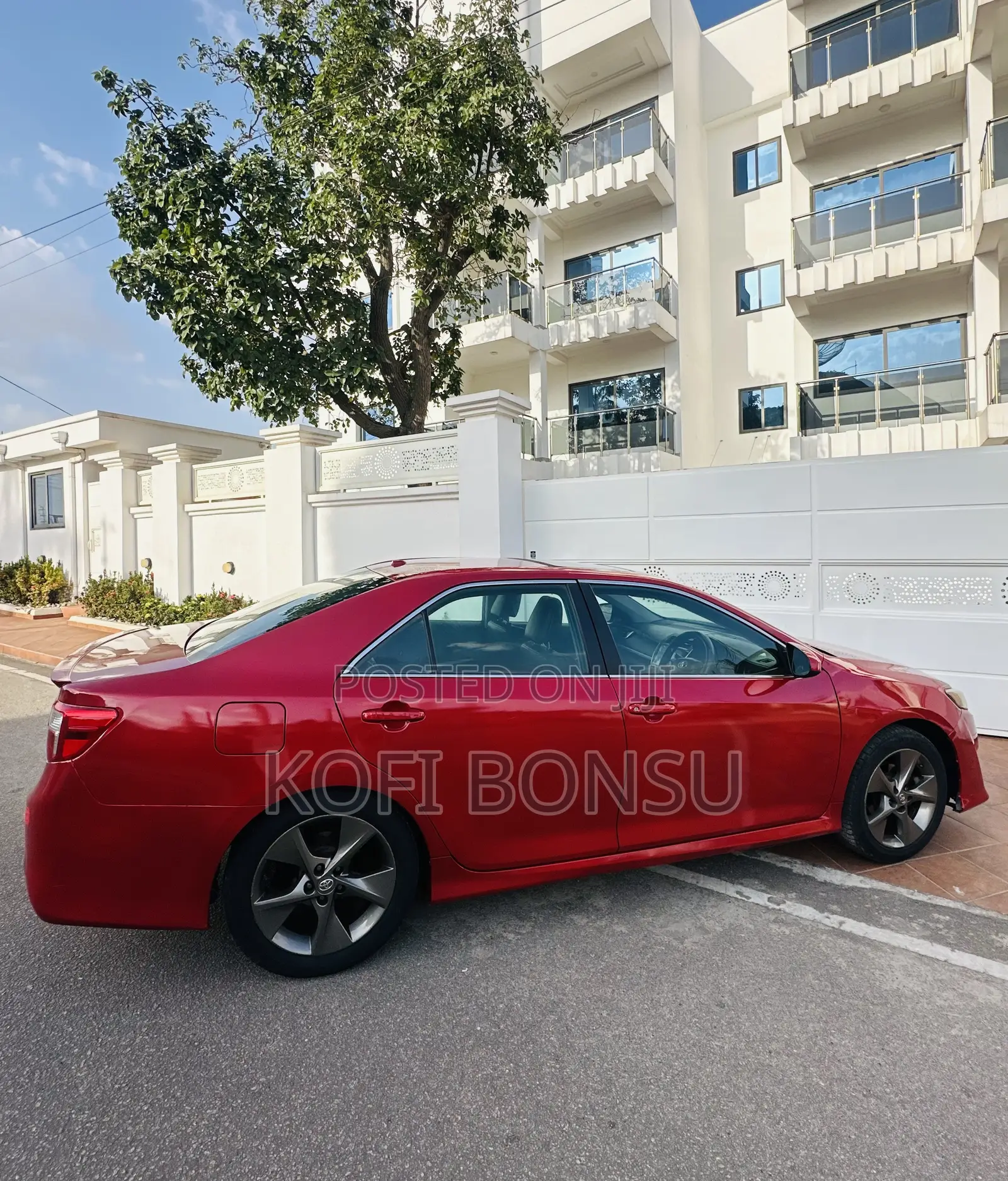 Toyota Camry SE 4dr Sedan w/Prod. End 11/13 (2.5L 4cyl 6A) 2014 Red