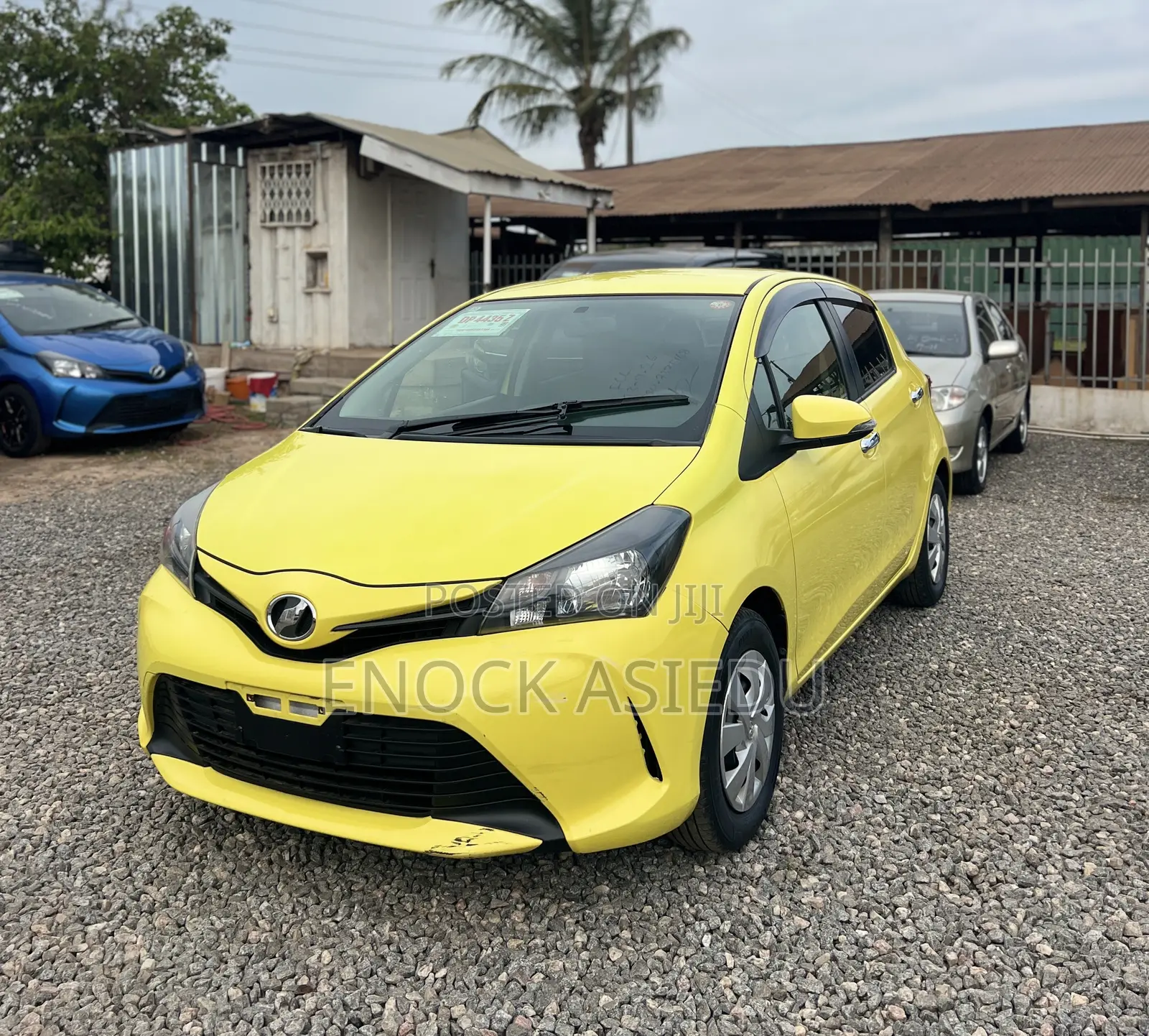Toyota Vitz 1.3 AWD 3dr 2015 Yellow