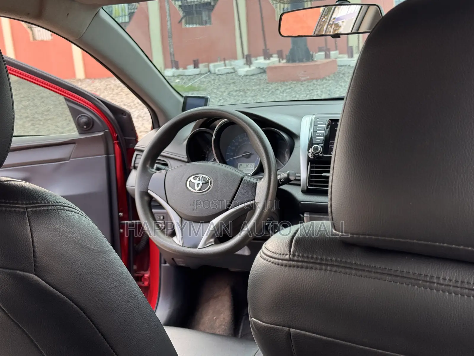 Toyota Yaris L Hatchback 5dr 2016 Red