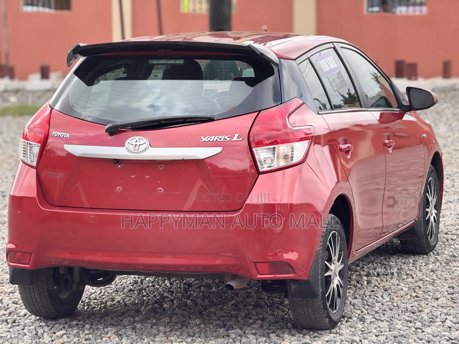 Toyota Yaris L Hatchback 5dr 2016 Red