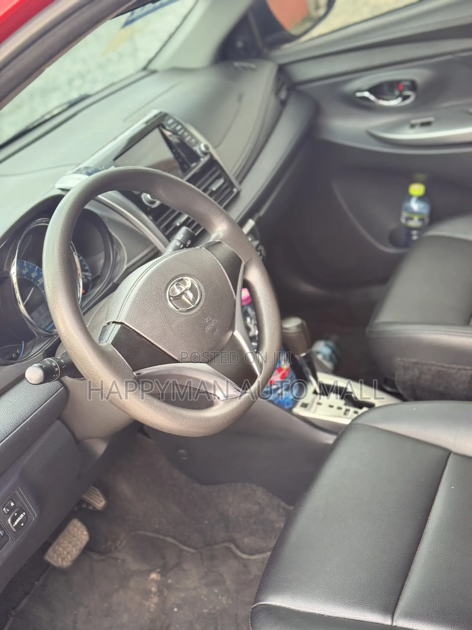 Toyota Yaris L Hatchback 5dr 2016 Red
