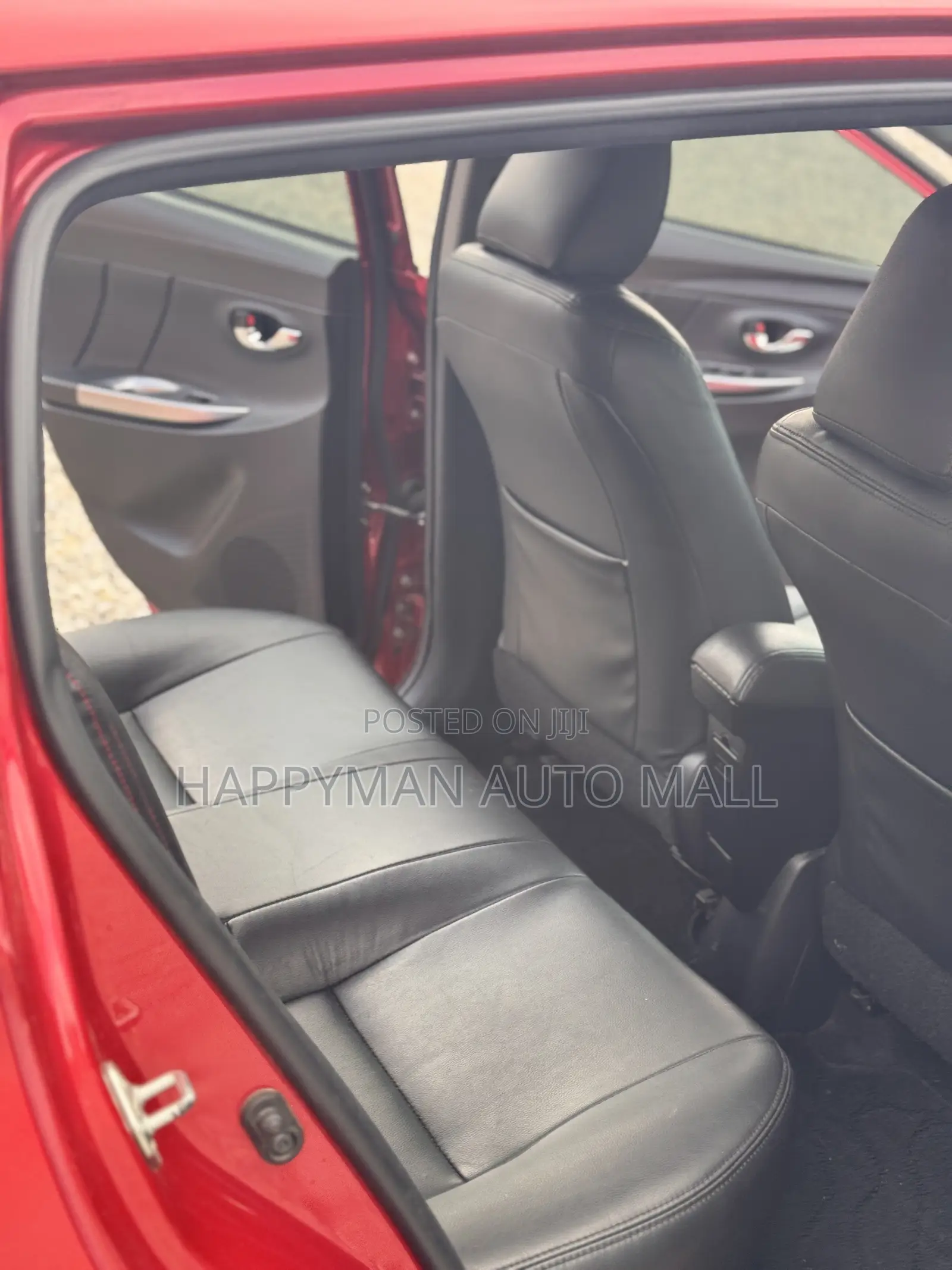 Toyota Yaris L Hatchback 5dr 2016 Red