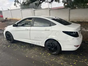 Hyundai Accent 2011 White