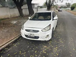 Hyundai Accent 2011 White