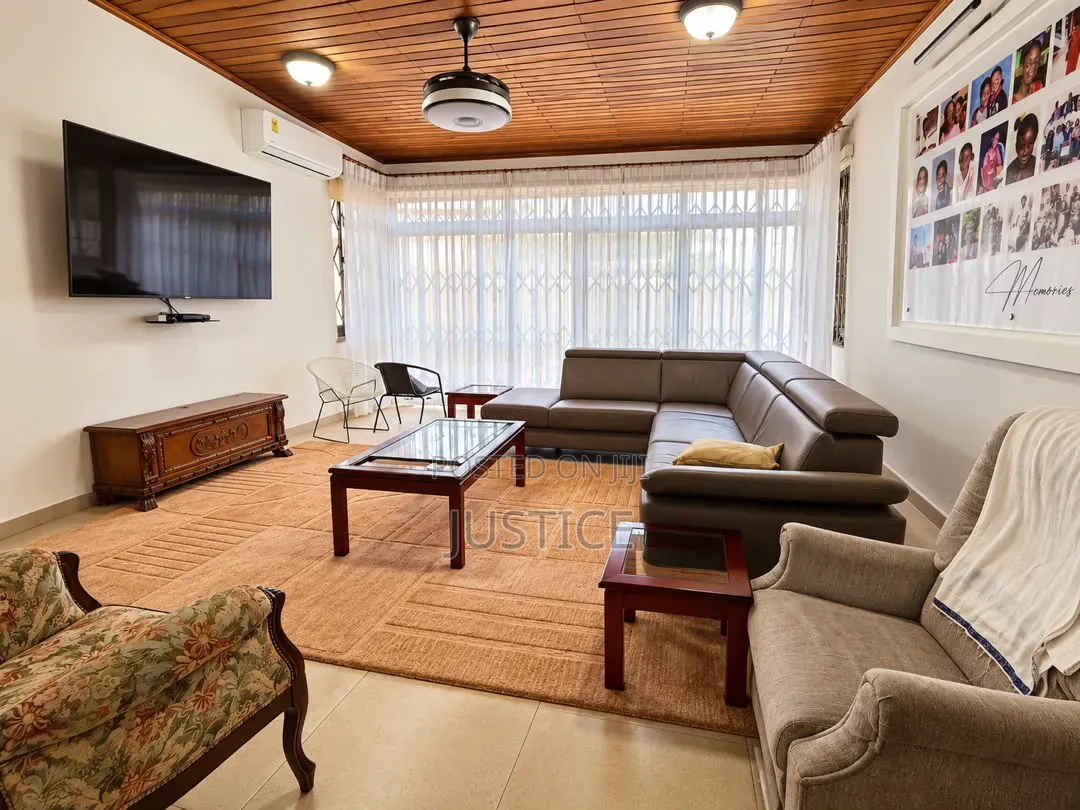 3bdrm House in Golden Gate for sale