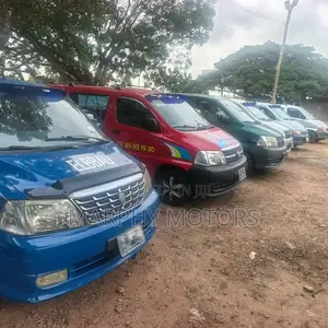 Toyota HiAce 2010 Blue