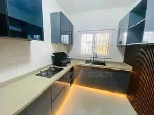 4bdrm Apartment in Pig Farm for rent