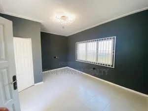 4bdrm Apartment in Pig Farm for rent