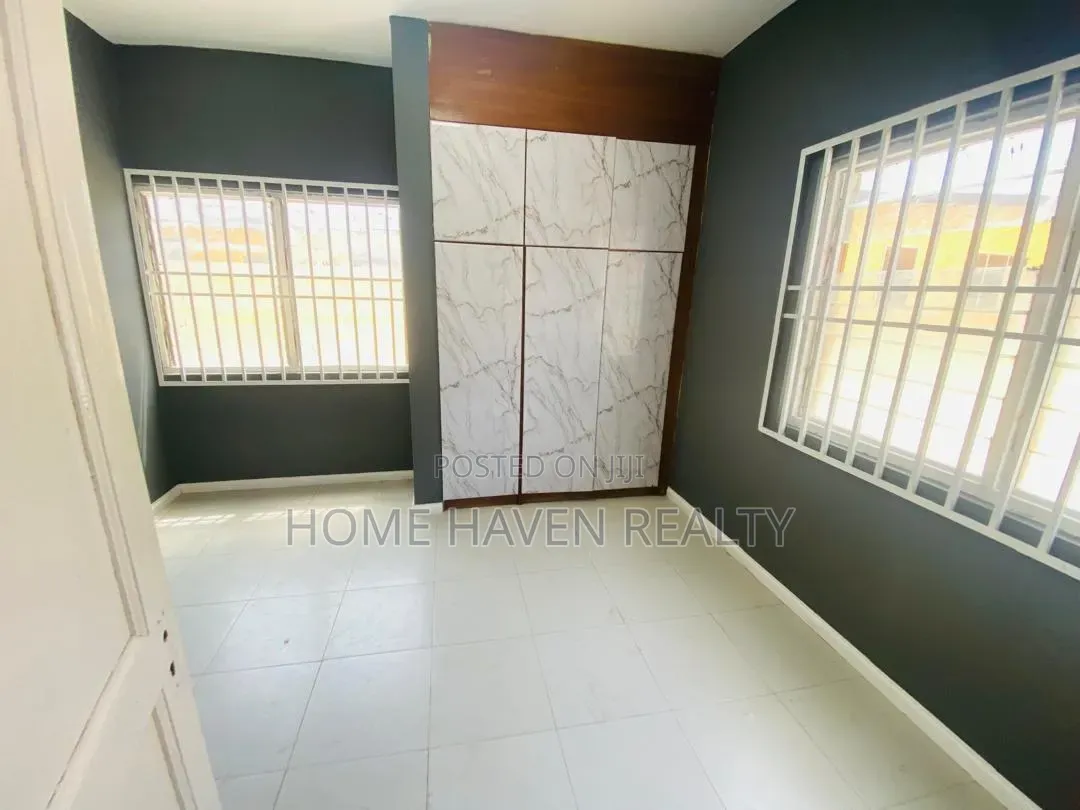 4bdrm Apartment in Pig Farm for rent