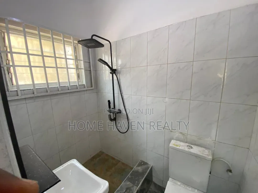4bdrm Apartment in Pig Farm for rent