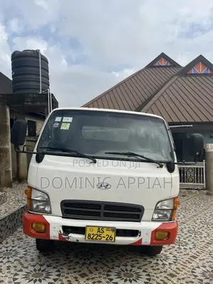 Hyundai Might II 2.5 Ton