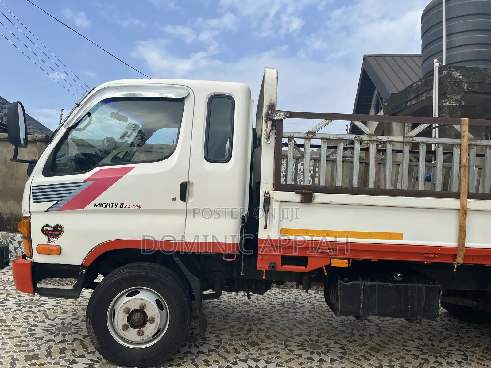 Hyundai Might II 2.5 Ton