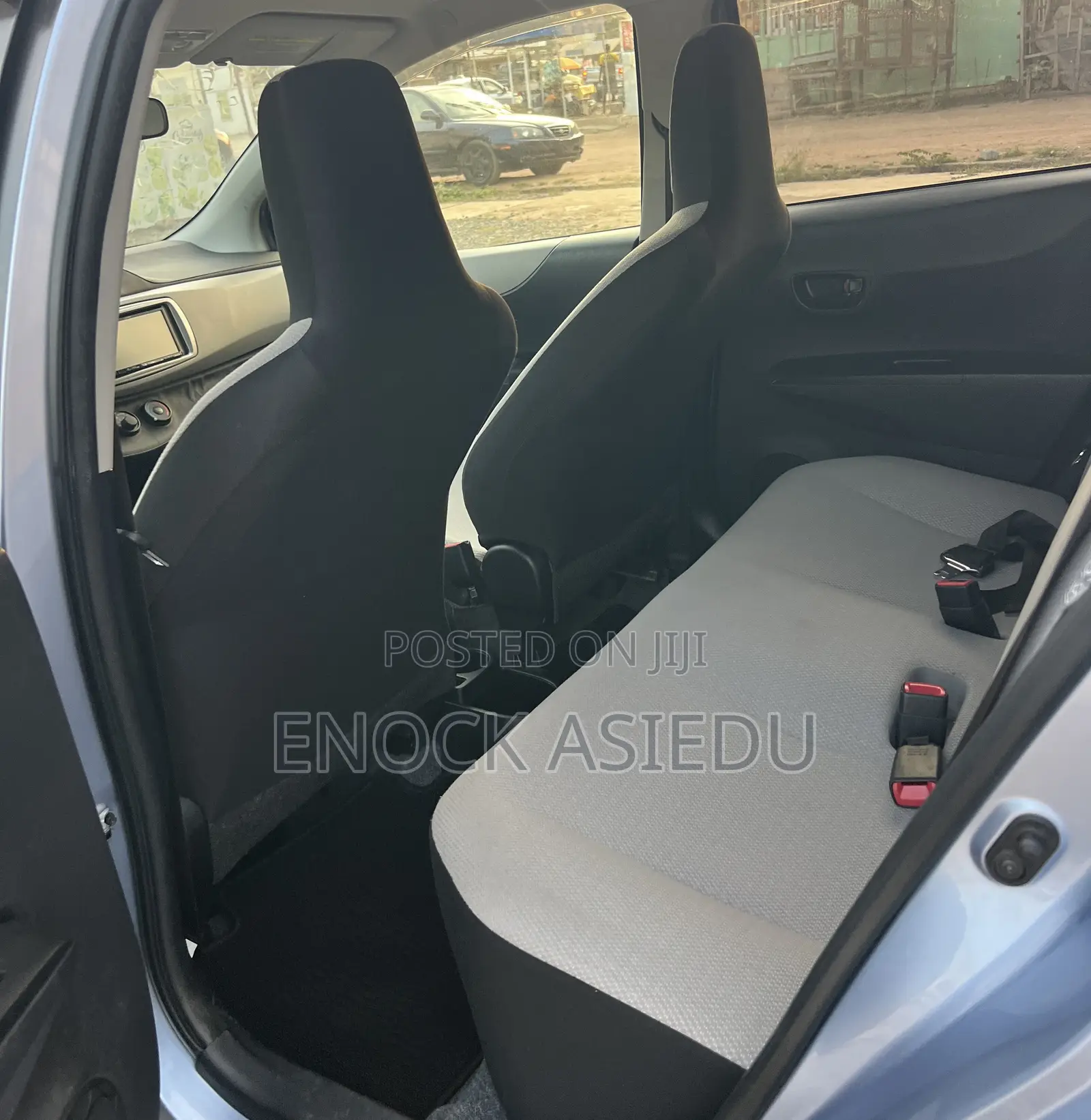 Toyota Vitz 1.3 AWD 3dr 2013 Blue