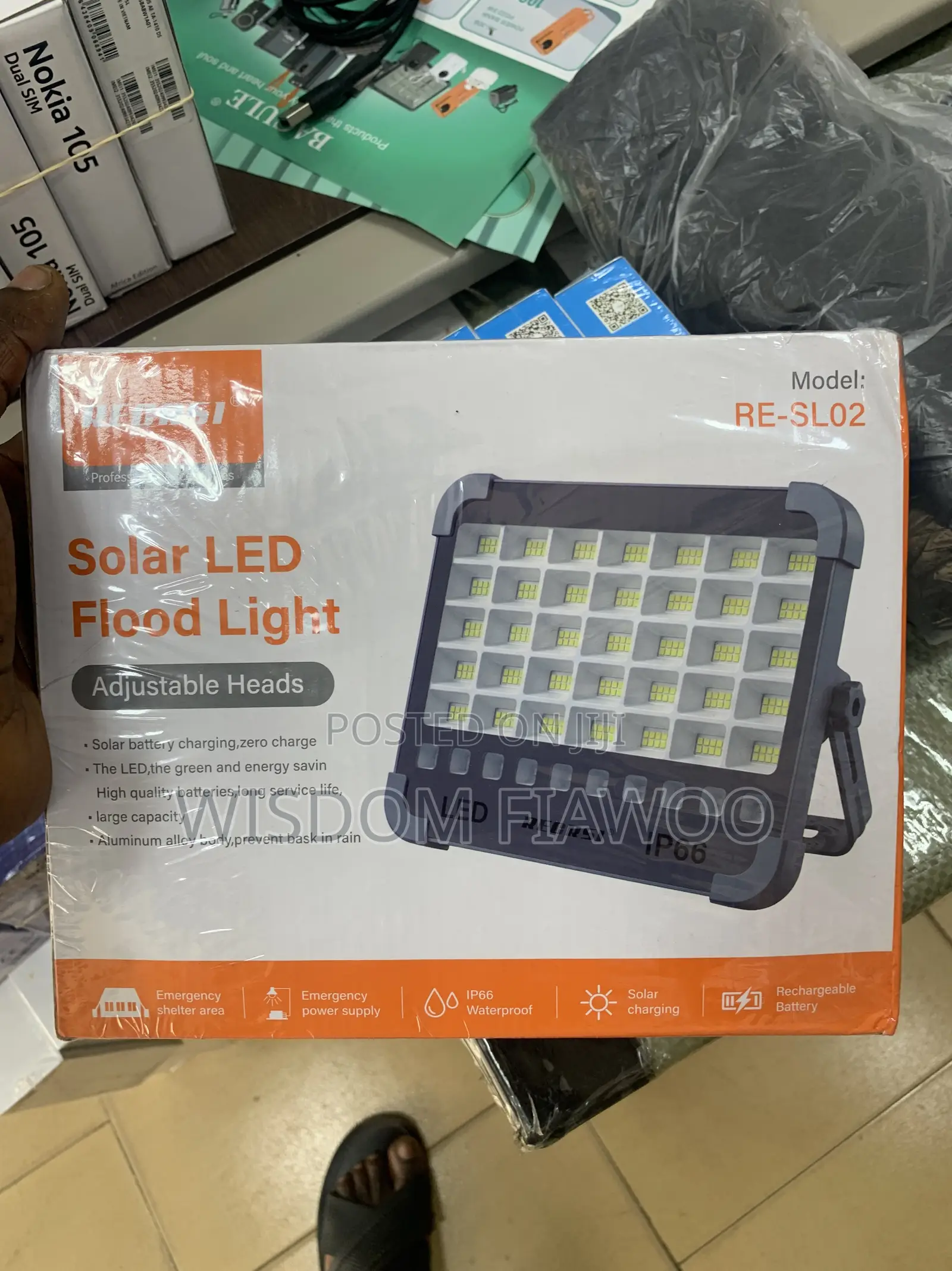 Solar Rechargeable Light (Long Lasting Battery)