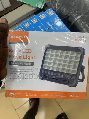 Solar Rechargeable Light (Long Lasting Battery)