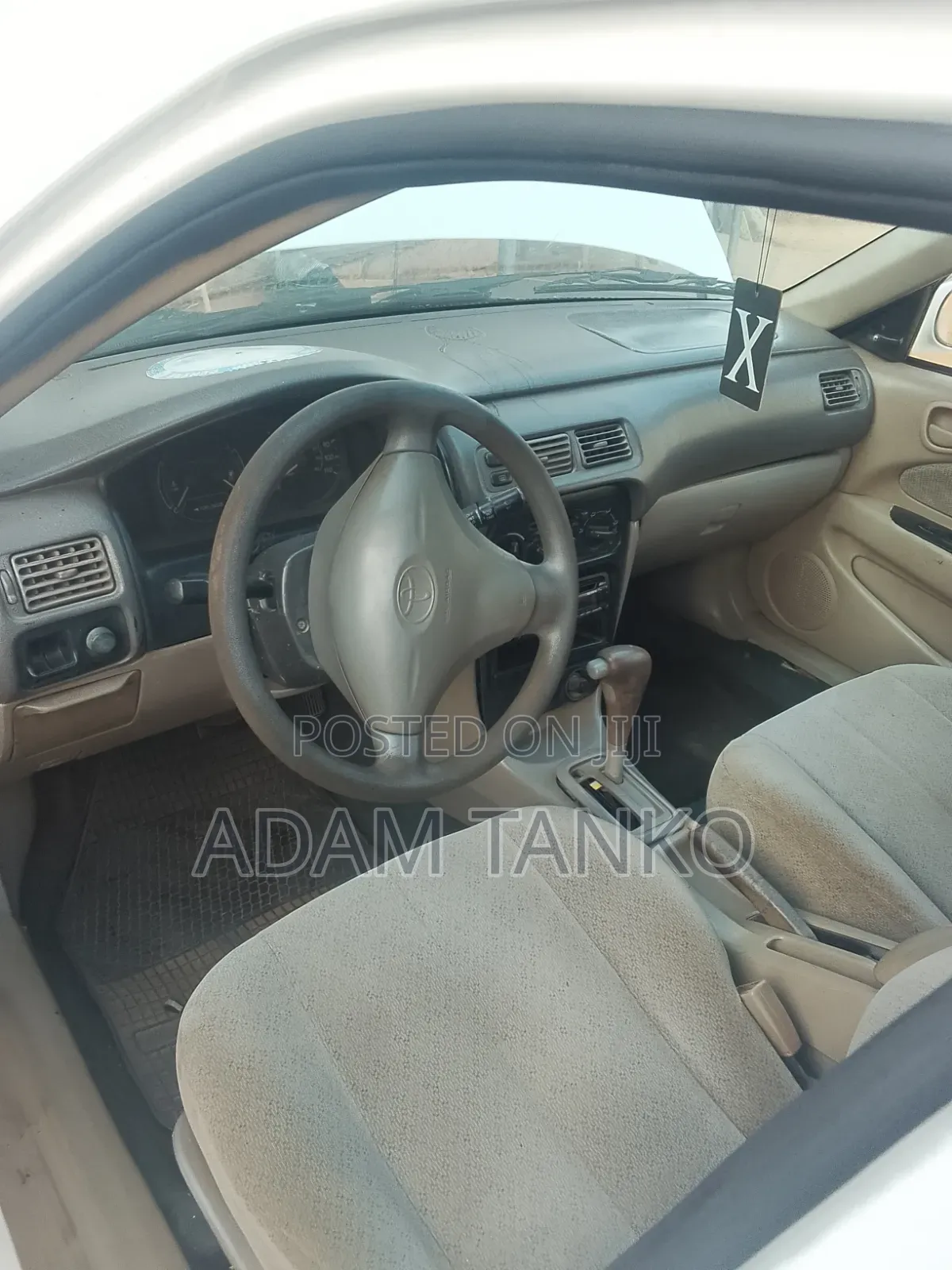 Toyota Corolla 1.9 D Sedan 2000 White
