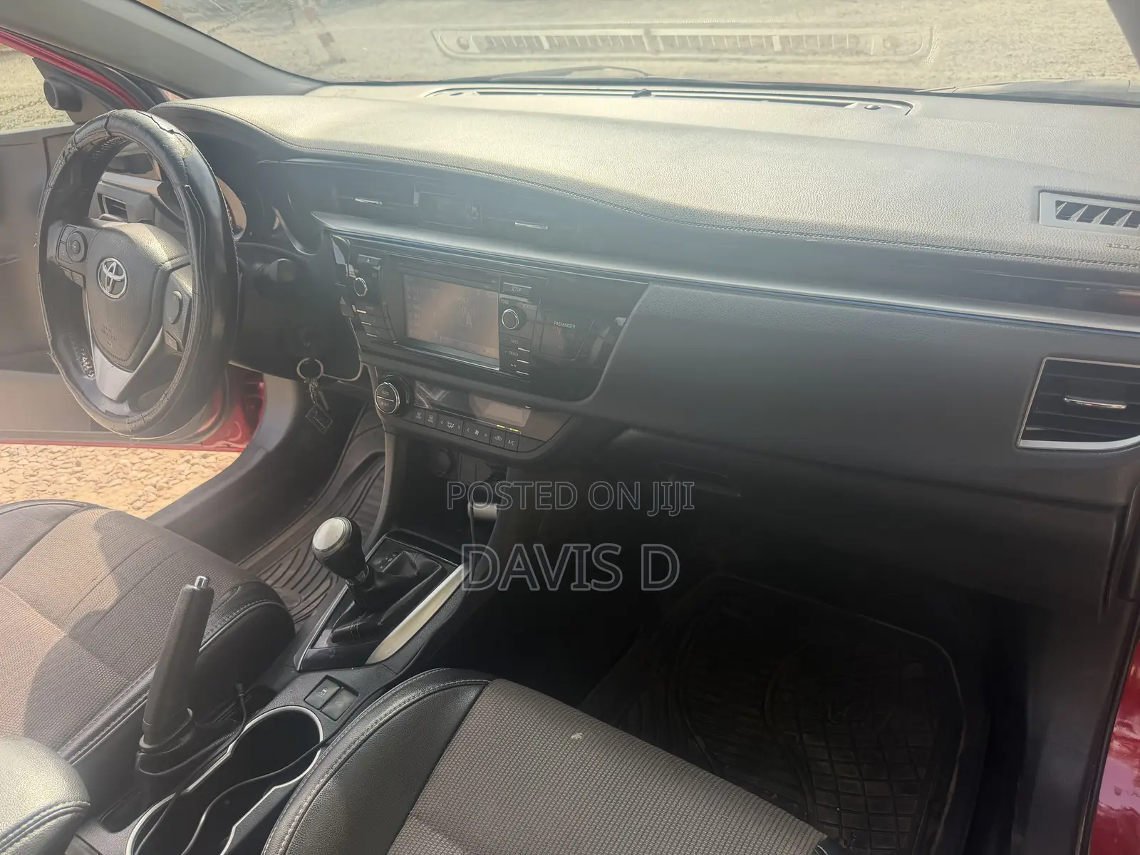 Toyota Corolla LE 4dr Sedan (1.8L 4cyl CVT) 2016 Red