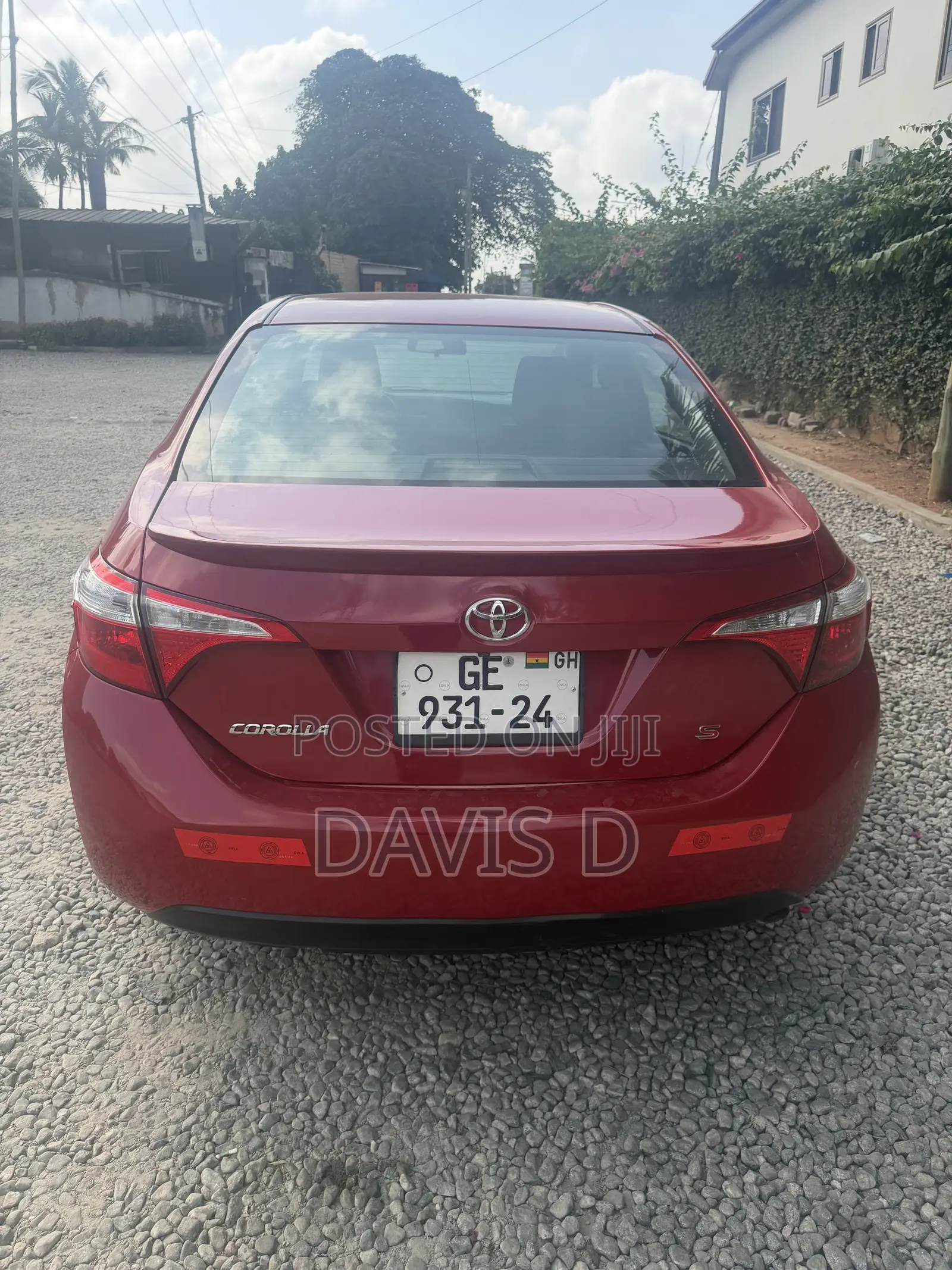 Toyota Corolla LE 4dr Sedan (1.8L 4cyl CVT) 2016 Red