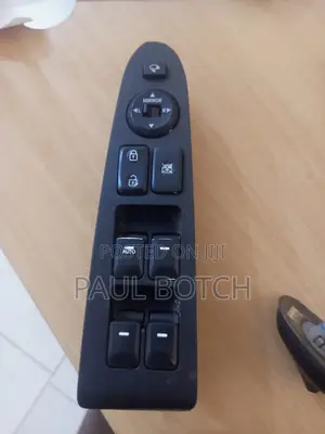 2013 Kia Sportage Master Door Switch.