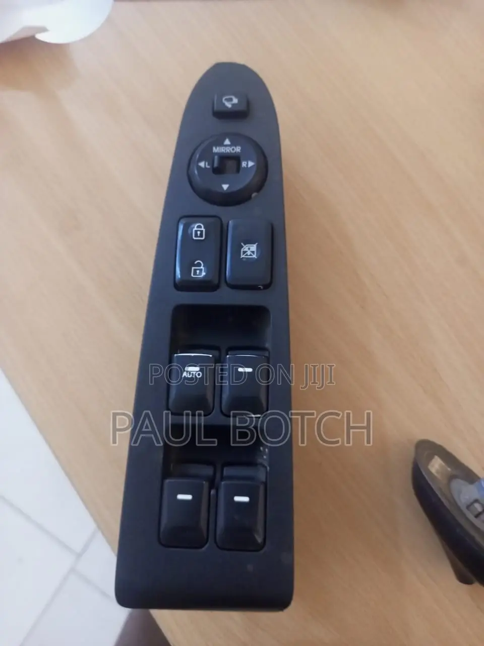 2013 Kia Sportage Master Door Switch.