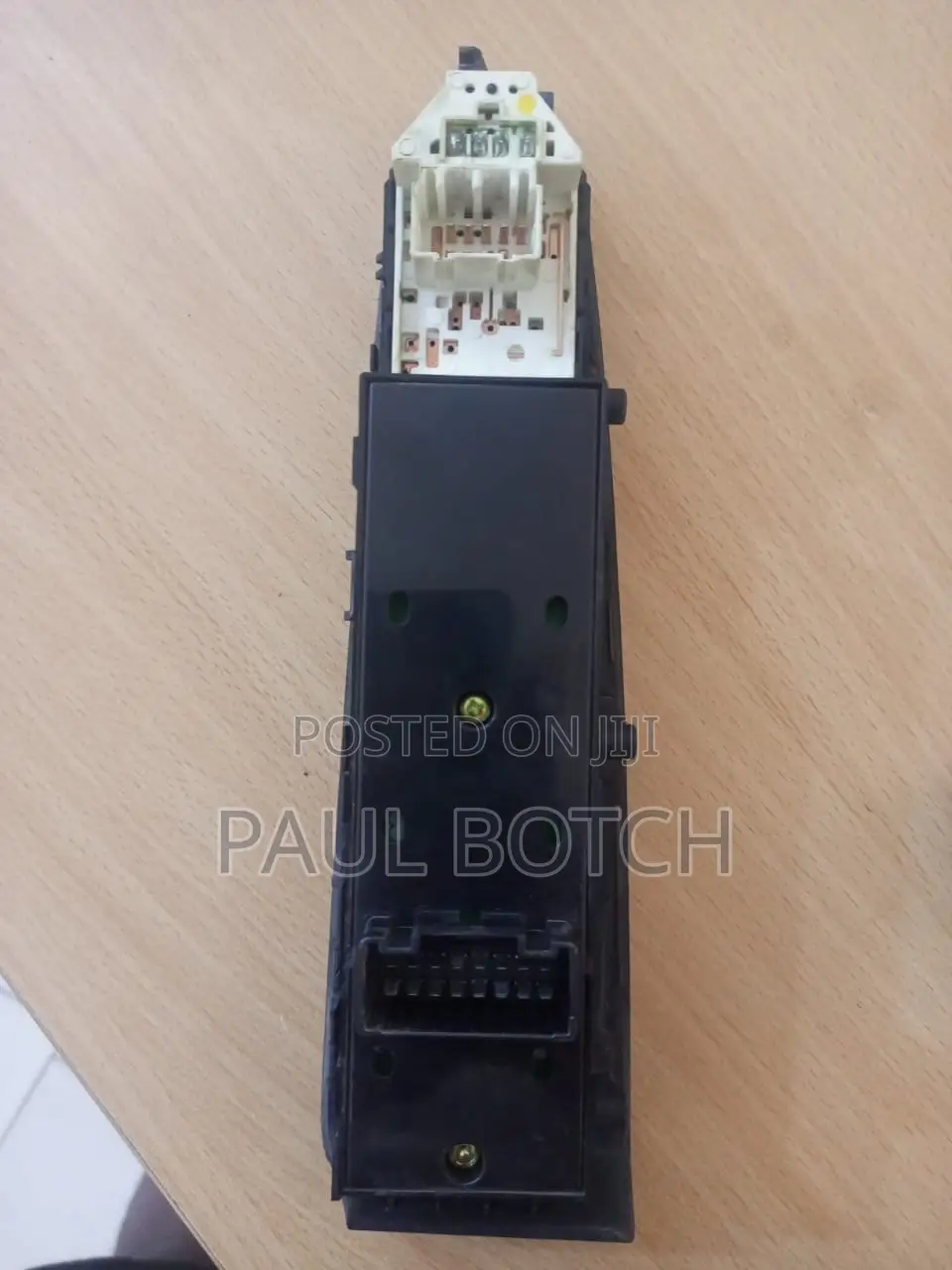 2013 Kia Sportage Master Door Switch.