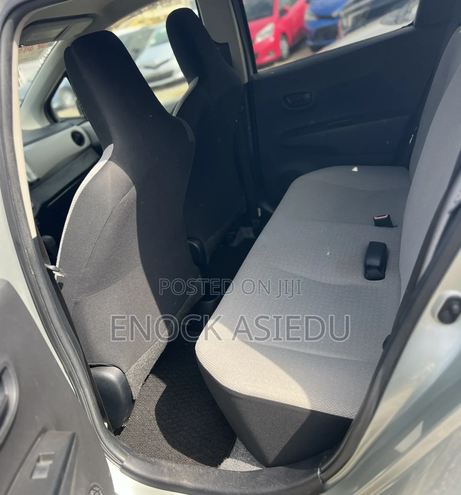 Toyota Vitz 1.3 AWD 3dr 2013 Green