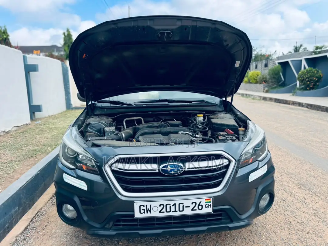 Subaru Outback 2018 Gray