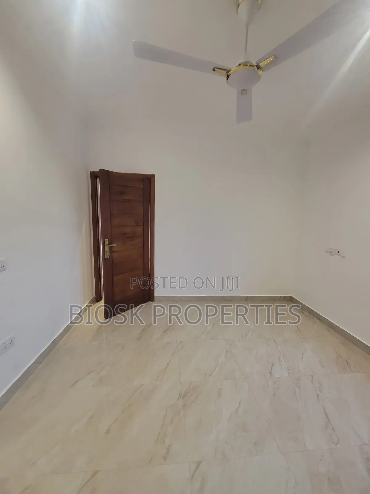 2bdrm Apartment in Biosk Properties, Malejor for rent