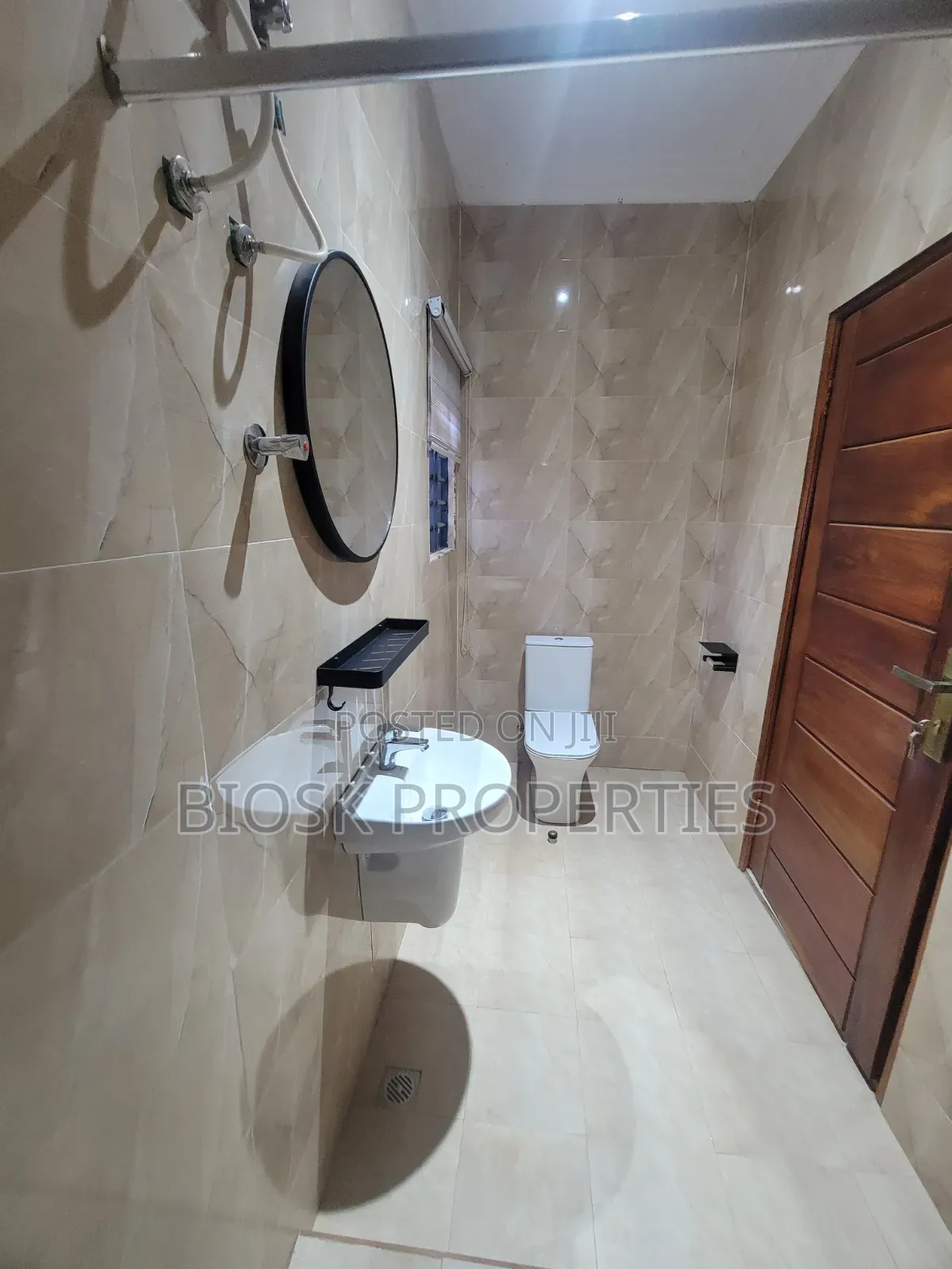 2bdrm Apartment in Biosk Properties, Malejor for rent