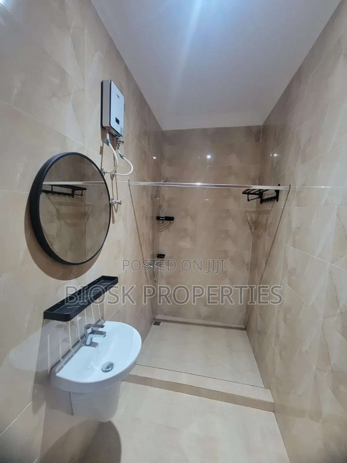 2bdrm Apartment in Biosk Properties, Malejor for rent