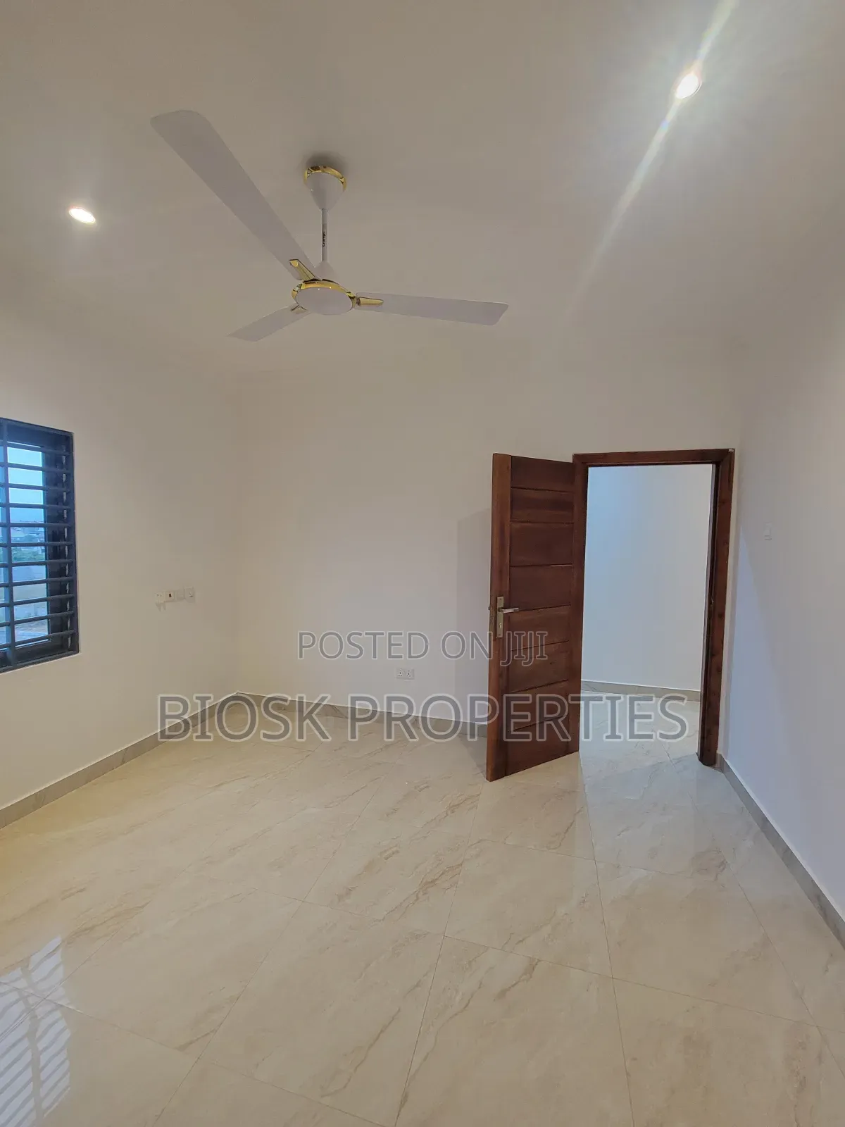 2bdrm Apartment in Biosk Properties, Malejor for rent