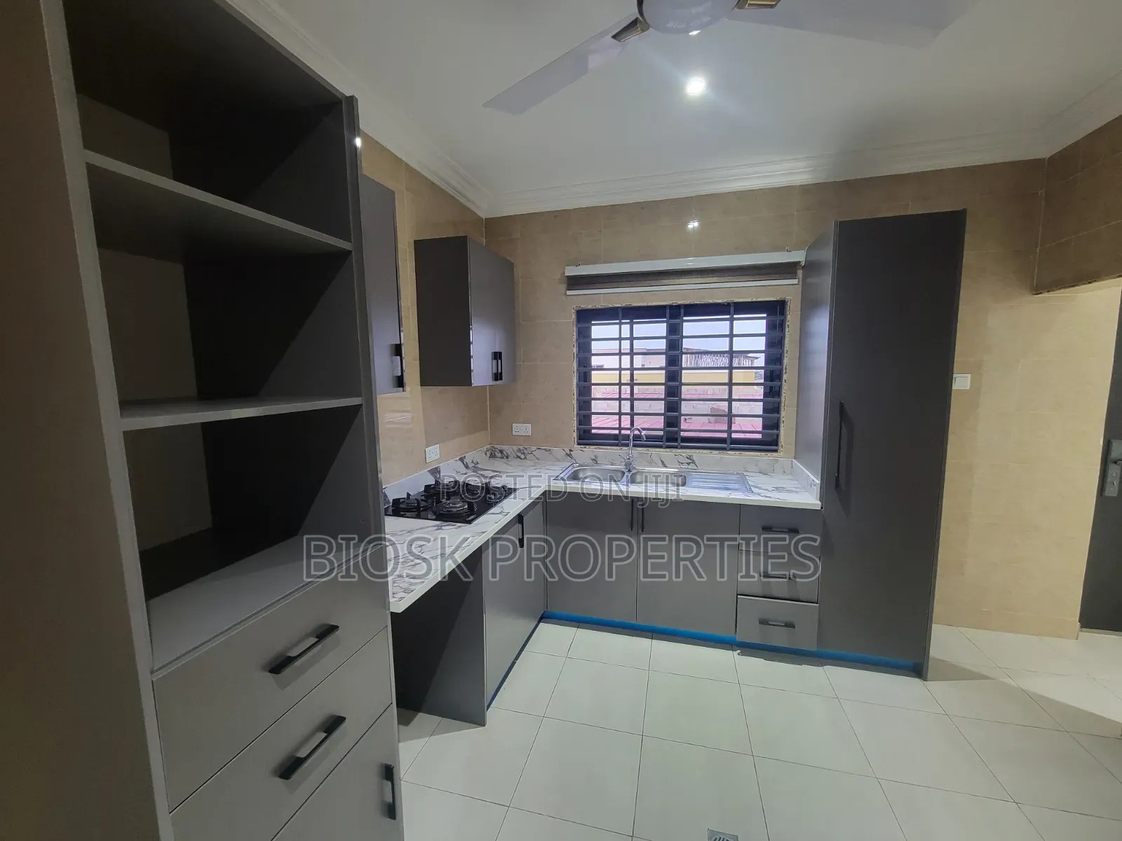 2bdrm Apartment in Biosk Properties, Malejor for rent