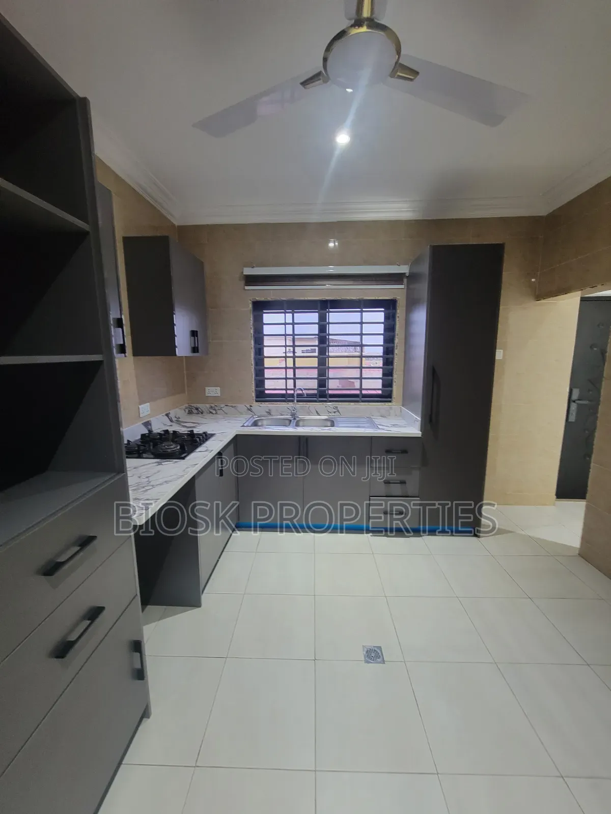 2bdrm Apartment in Biosk Properties, Malejor for rent