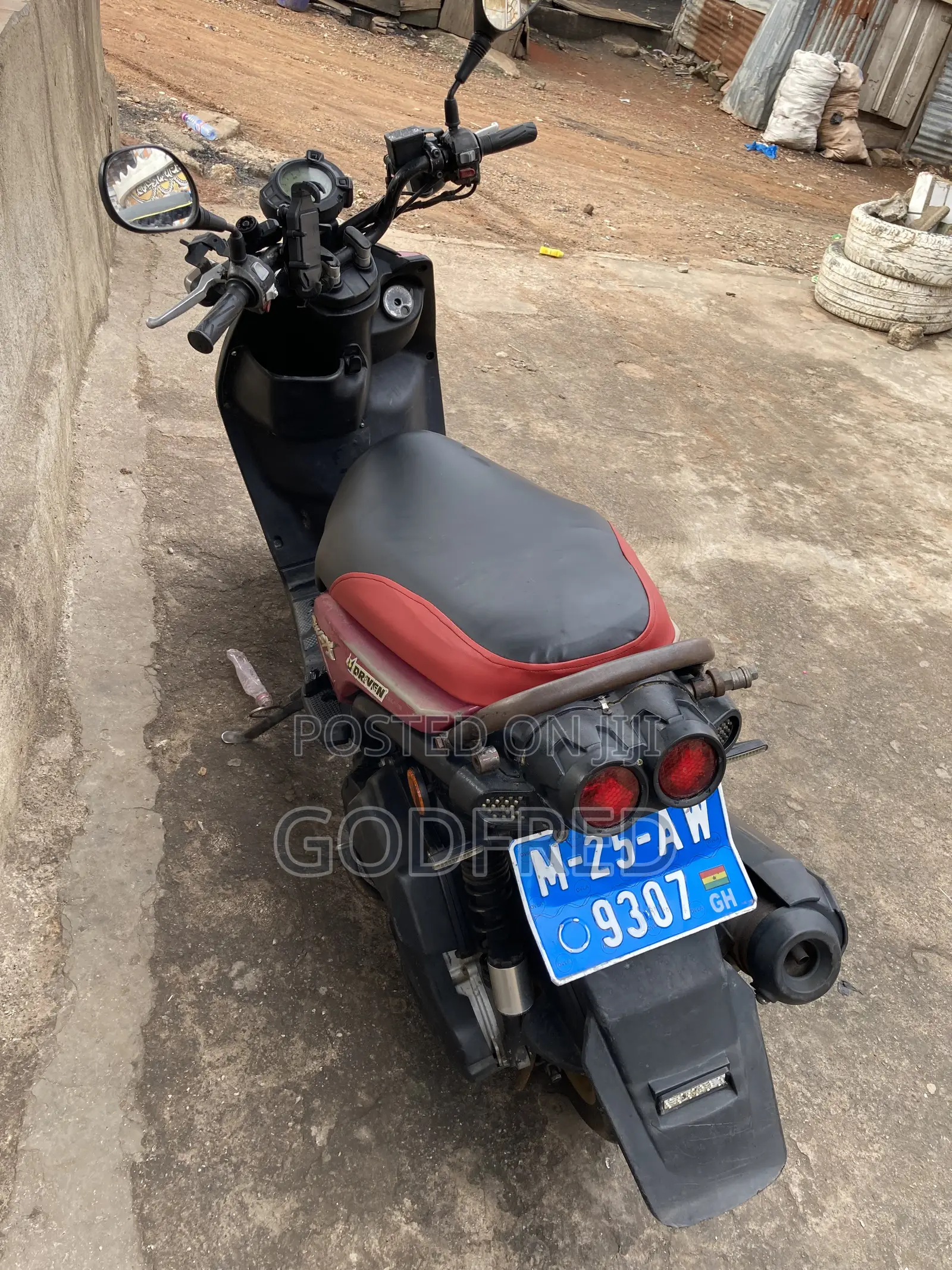 Yamaha 2023 Black