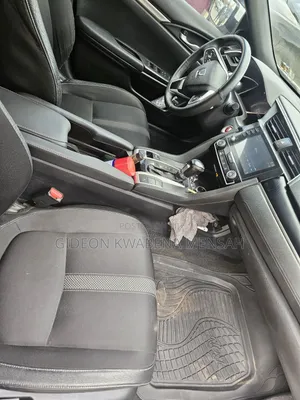 Honda Civic Sport Hatchback 2018 White