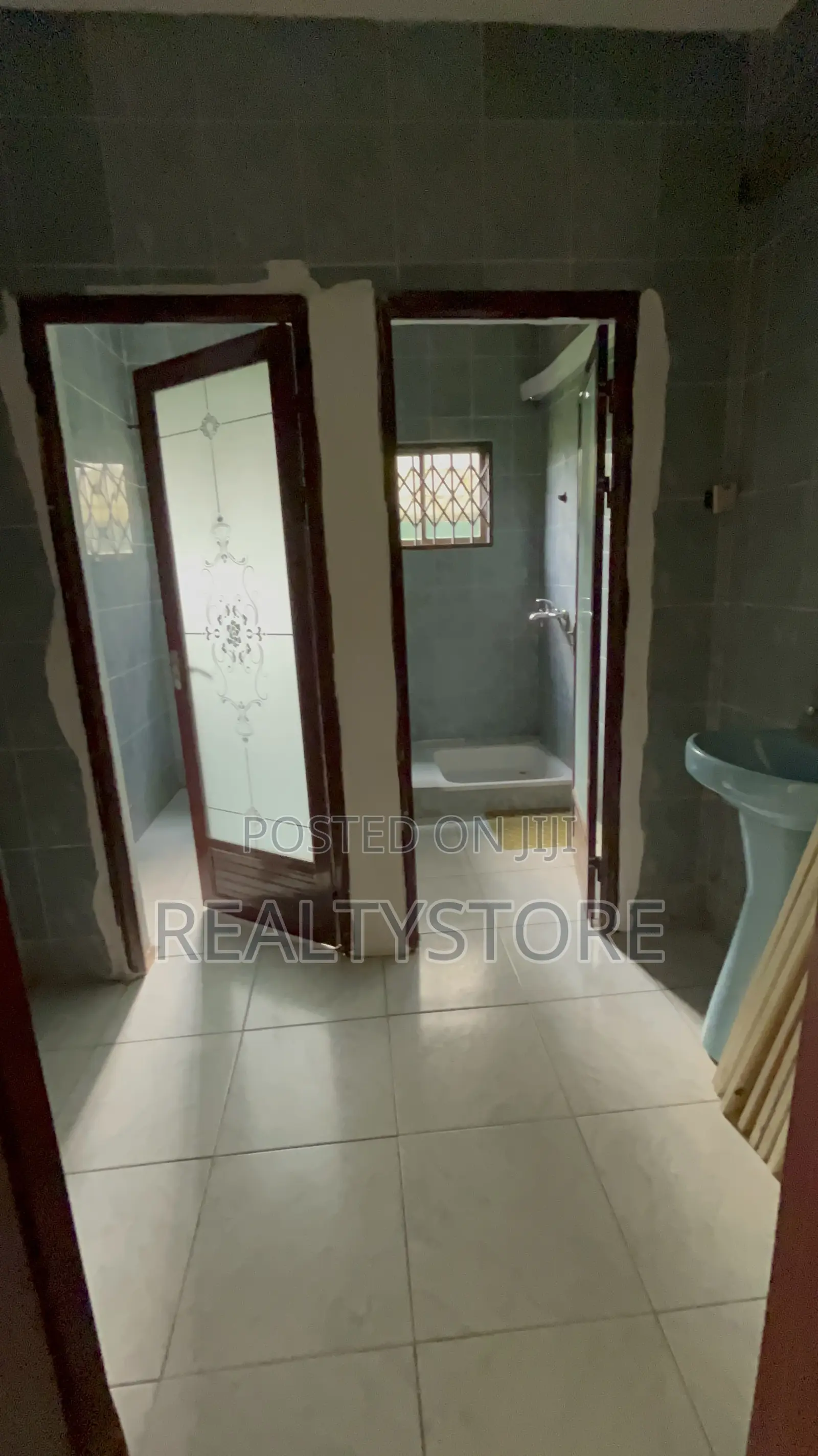 5bdrm House in Pillar 2, Accra Metropolitan for rent