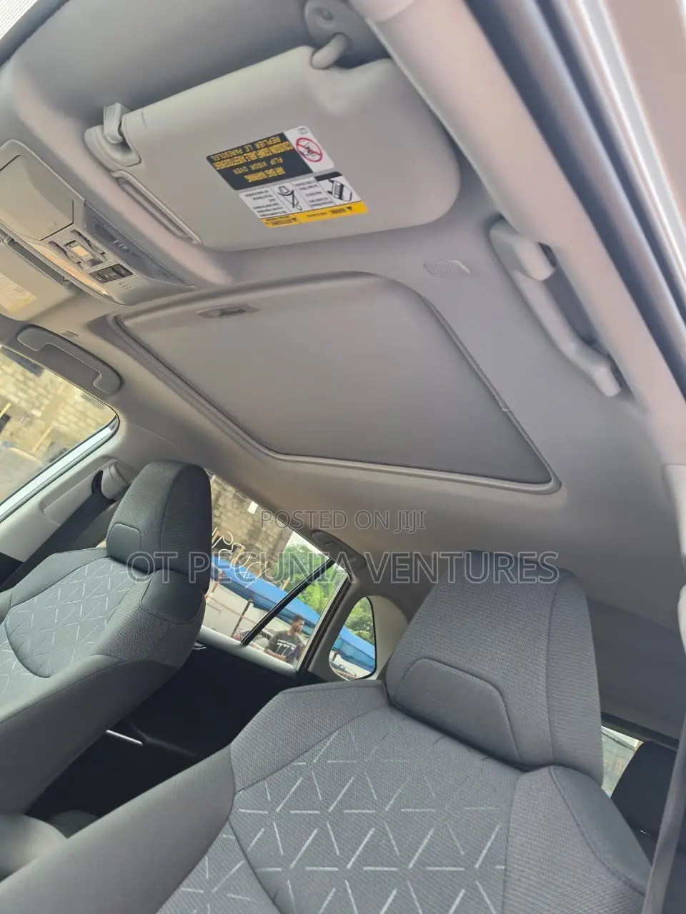 Toyota RAV4 2025 Gray