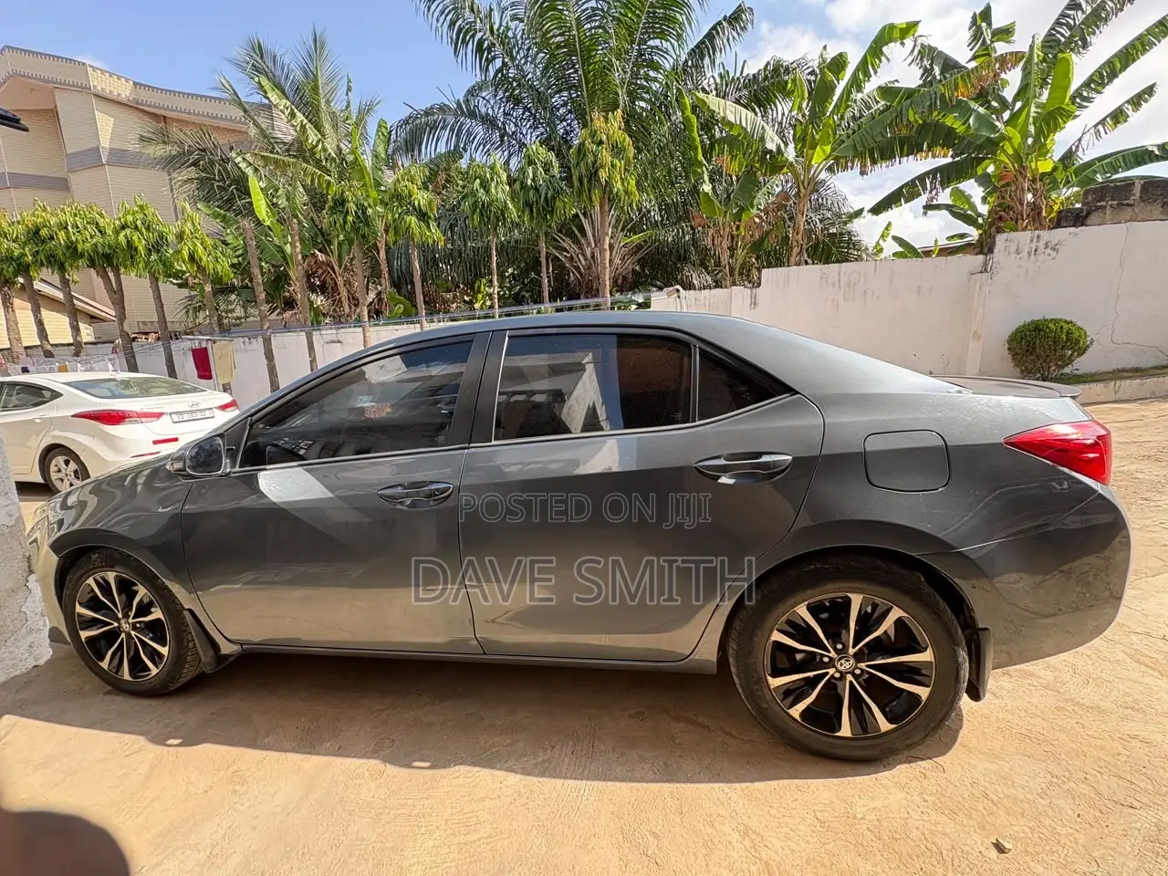 Toyota Corolla SE 4dr Sedan (1.8L 4cyl CVT) 2017 Gray