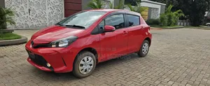 Toyota Vitz 2015 Red
