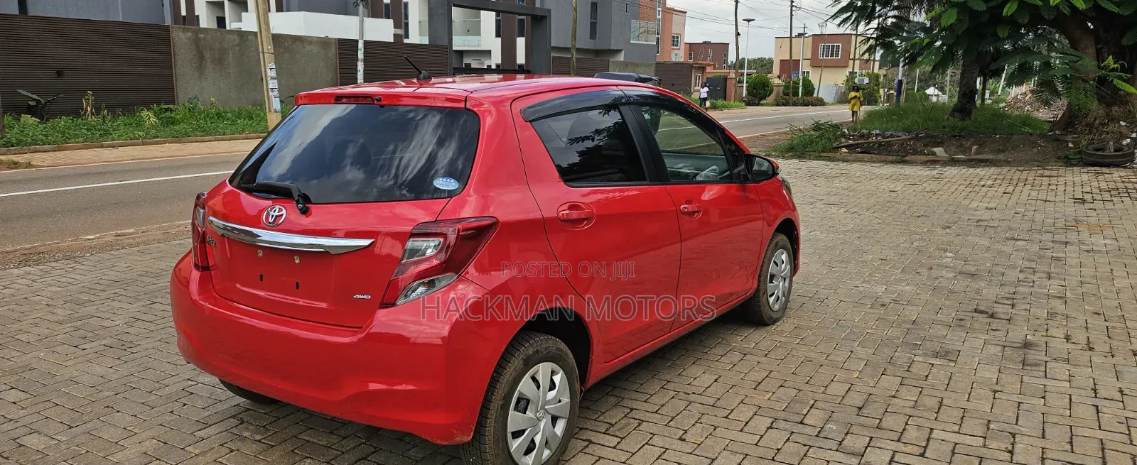 Toyota Vitz 2015 Red