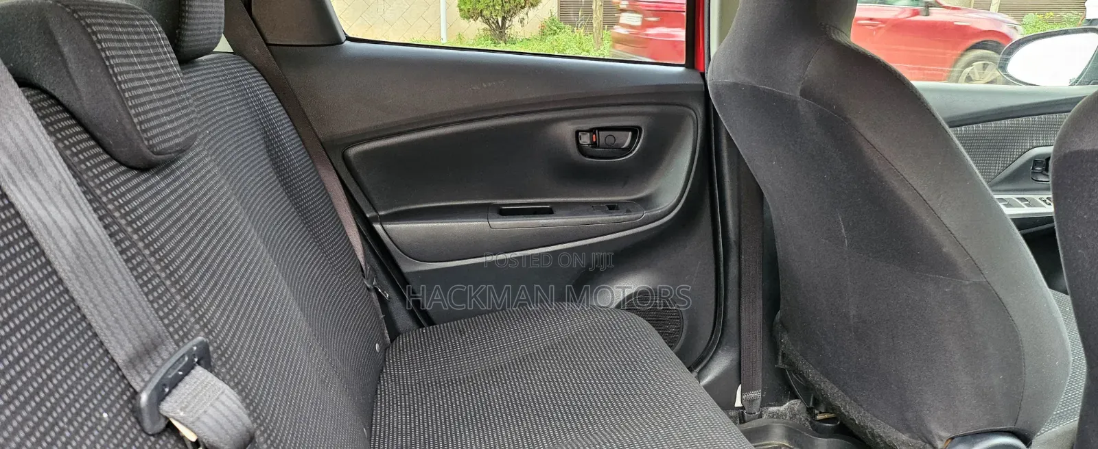 Toyota Vitz 2015 Red