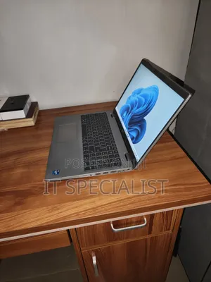Laptop Dell Precision 3561 16GB Intel Core i7 SSD 512GB