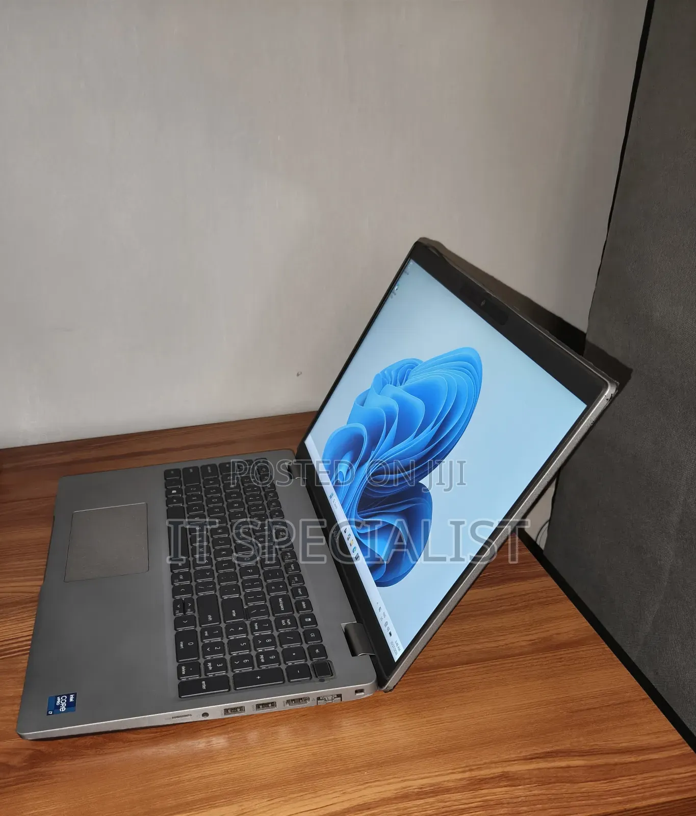 Laptop Dell Precision 3561 16GB Intel Core i7 SSD 512GB