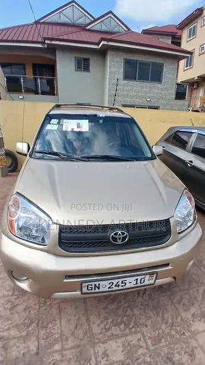 Toyota RAV4 4x4 2005 Gold